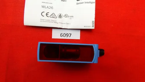 SICK WLA26P-24162100A00 Reflexions-Lichtschranke NEU - Sonstige Sensoren mit digitalem Ausgang, ideal für präzise Objekterkennung in automatisierten Anwendungen.