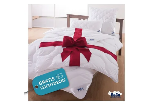 BeCo 2 für 1 Microfaser Bettdecke - GRATIS Sommerbettdecke, 135 x 200 cm - Kuschelweiche 2 für 1 Bettdecke aus hautfreundlicher Microfaser, ideal für Allergiker. Pflegeleicht, waschbar bis 60 °C und trocknergeeignet für ein angenehmes Schlafklima.