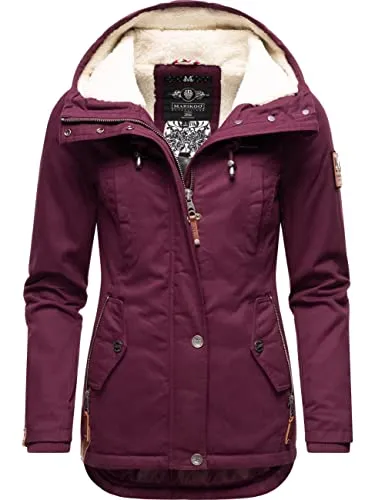 MARIKOO Damen Winterjacke mit Kapuze - Bikoo Wine Gr. S - Wanderschuhe: Stylischer Winterparka mit flauschigem Teddyfell-Innenfutter, ideal für kalte Tage - warm, wasserabweisend und tailliert für perfekten Sitz.