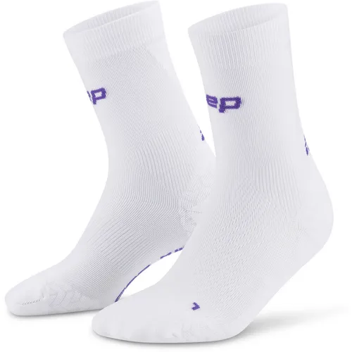 Cep Damen Core Run Ultralight Mid Cut Socks - Weiß - Sportsocken mit ergonomischer Passform und atmungsaktiven Stoffen, ideal für Laufen und Fitness. Genießen Sie Komfort und Leistungssteigerung bei jedem Workout.