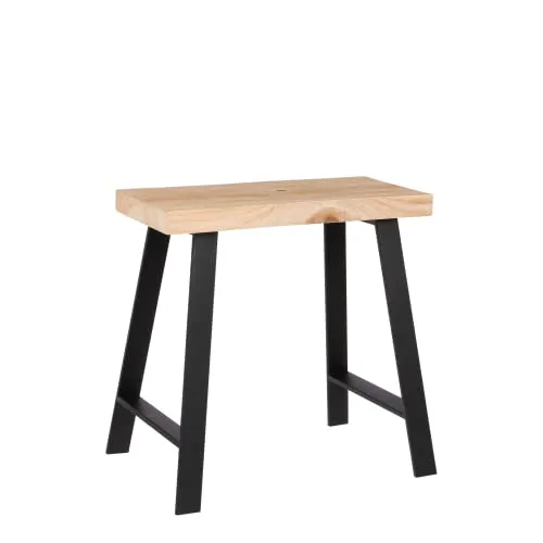 Mica Decorations Hocker Plano - Hellbraun (l46xb32xh46cm) - Stylischer Hocker von Mica Decorations, ideal für jedes Zuhause. Mit seinen kompakten Maßen und dem modernen Design ist er vielseitig einsetzbar und bringt zusätzlichen Sitzkomfort.