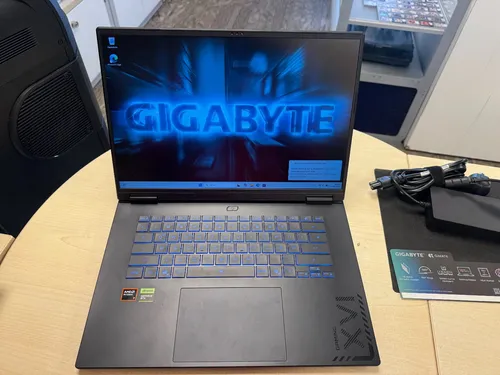 GIGABYTE A16 3WH von GIGABYTE