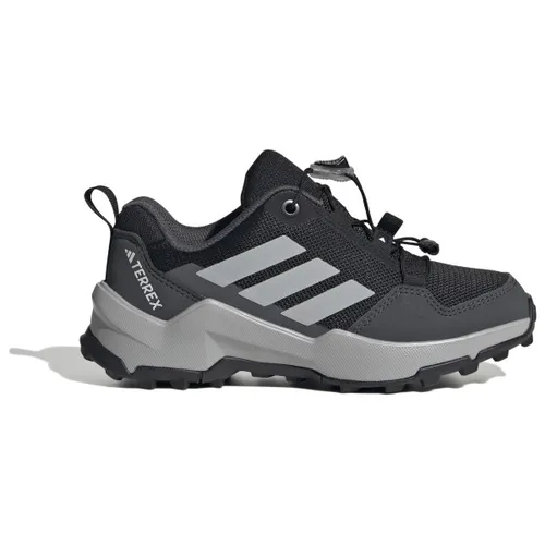 adidas Terrex AX4S Speed Lacing Wanderschuhe für Kinder - Hochwertige Wanderschuhe mit regulärer Passform, abriebfesten TPU-Overlays und stark profilierter Traxion Außensohle für optimalen Halt auf jedem Terrain.