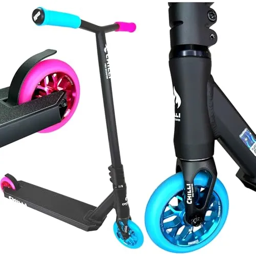 Chilli Pro Base Critter Stunt-Scooter Pink/Blau - Ideal für Anfänger und Profis - Stuntscooter mit robustem Stahl-Lenker und hochwertigem Aluminiumdeck (50x11,5 cm) für sicheren Stand. Perfekt für junge Rider – edles Design und einfache Handhabung dank IHC-Kompressionssystem.