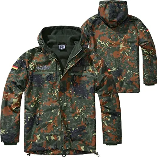 BWuM Tactical Windbreaker Zipper Fleece + Patch & Flaggen, Größe: XS, Farbe: Flecktarn - Einzigartiger Windbreaker im taktischen Design, ideal für Damen und Herren. Mit flauschigem Fleecefutter, wasserabweisend und atmungsaktiv. Praktischer Frontreißverschluss für bequemes An- und Ausziehen. Stylische Details und Applikationen.