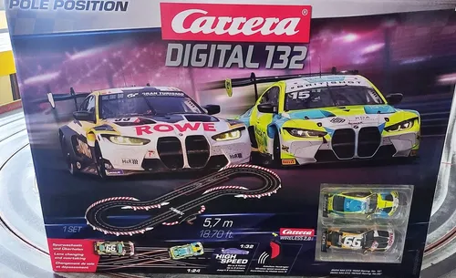 Carrera Digital 132 Pole Position Starter Set mit 2 BMW Fahrzeugen