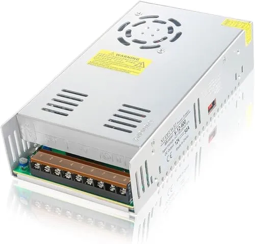 Trafo DC 12V 50A 600W - Leistungsstarker Transformator für vielseitige Anwendungen - Transformatoren für 12V 50A und 600W, ideal für LED Lichtleisten, CCTV Kameras und Sicherheitssysteme. Effizientes Schalten von 230V AC auf DC.