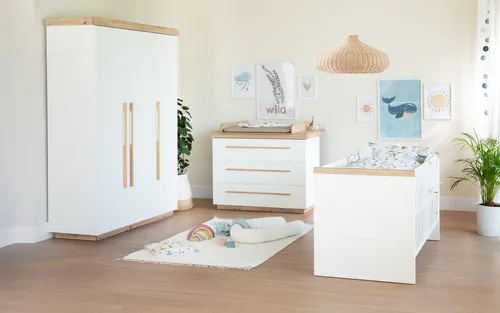 Roba Kinderzimmerset Lumo – Komplettset für stilvolles Kinderzimmer - Das Roba Kinderzimmerset Lumo umfasst Babybett, Kinderkleiderschrank und Wickelkommode. Stilvolles Design und funktionale Lösungen für eine harmonische Raumgestaltung.