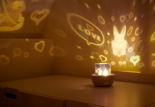 BigBen Nachtlicht Katze Mia mit Musik und Projektionen - Nachtlicht mit 13 Projektionen und 8 Melodien, ideal für entspannte Nächte und eine beruhigende Atmosphäre im Kinderzimmer.