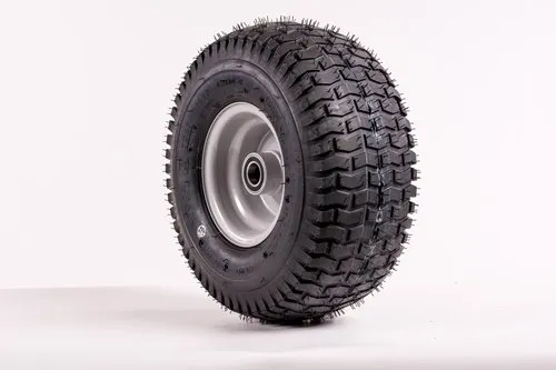 Komplettrad 15x6.00-6 K358 für Aufsitzmäher - Rasenmäherreifen, robustes 4PR Komplettrad mit Kenda K358 Profil, ideal für eine hervorragende Traktion auf Rasenflächen.