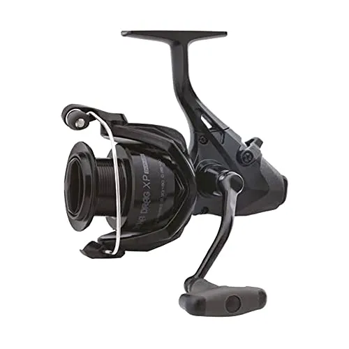 Okuma Dynadrag XP Baitfeeder 6000 - Hochleistungs-Karpfenrolle - Angelrollen: Die Okuma Dynadrag XP Baitfeeder 6000 überzeugt mit einem korrosionsbeständigen Graphit-Körper und einem innovativen Freilaufsystem, ideal für Karpfenangler.