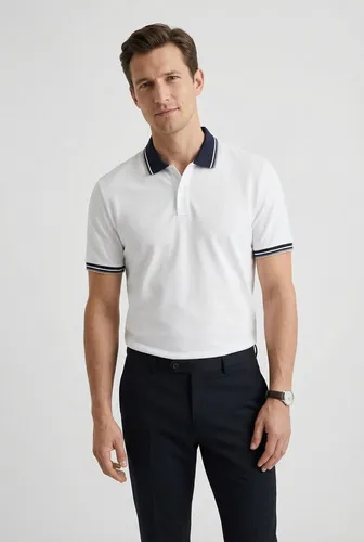 OLYMP Casual Poloshirt Herren, Gr. M, weiß - Herren-Shirts mit farblichen Kontrast-Details und kurzem Arm, aus 100% atmungsaktiver Baumwolle für optimalen Tragekomfort.