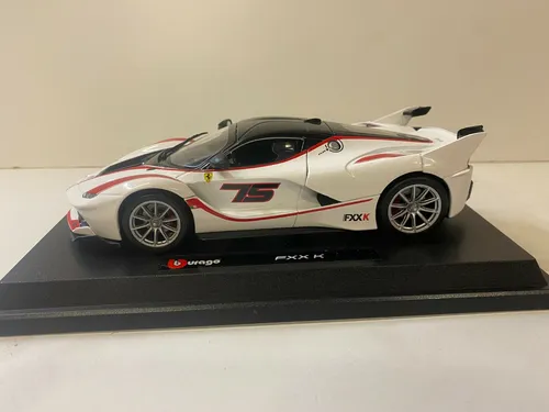 Ferrari FXX K  #75, Bburago Modell Modellauto 1:24 weiß
