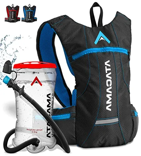 ATACAMA Trinkrucksack 2l - leicht, wasserdicht und reflektierend - Rucksäcke für Sportler, mit nur 350 Gramm Gewicht ideal für Laufen und Radfahren. Die antibakterielle Trinkblase sorgt für frisches Wasser und der One-Click Mechanismus ermöglicht einfache Handhabung.