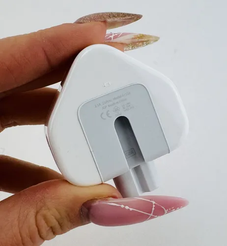 Produktbild Apple Duckhead UK Adapter für MacBook Pro & Air