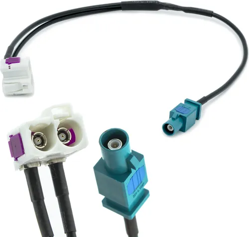 Adapter-Universe FAKRA Doppel Buchse auf 1x Stecker - Verteiler für Auto-Antennen, ideal für Radios mit Doppel-FAKRA Anschluss. Kompatibel mit Audi, VW, Skoda u.v.m. sorgt für optimalen Radioempfang.