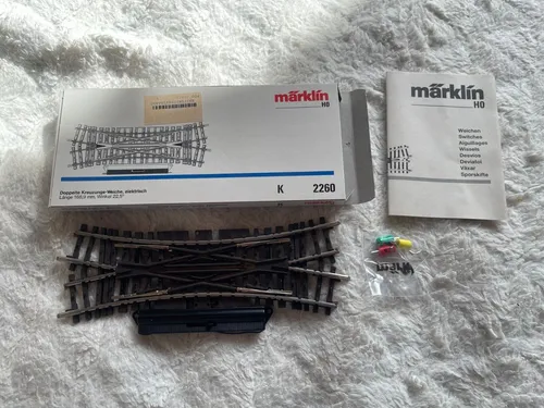 Märklin 2260 Doppelte Kreuzungsweiche Spur H0
