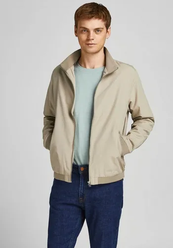 JACK & JONES JJERUSH Harrington Bomber NOOS - Funktionsjacken, wind- und wasserabweisend, ideal für leichte Outdoor-Aktivitäten, mit recyceltem Polyesterfutter für mehr Nachhaltigkeit.