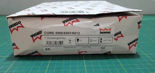 Dorma Drückergarnitur CORE 8906 – Silberne Türdrückergarnitur