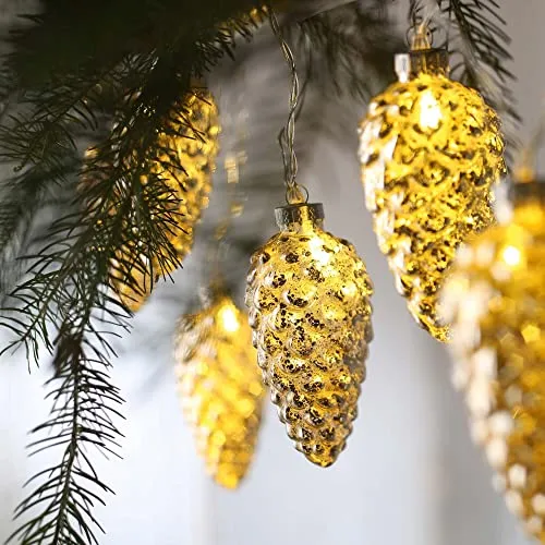 hellum Lichterkette Innen mit Tannenzapfen - Weihnachtsbeleuchtung mit 10 warmweißen LEDs, 1,80m beleuchtete Länge, batteriebetrieben und ideal für eine festliche Atmosphäre in jedem Raum.