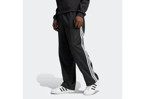 Herren Sweathose ADICOLOR BAGGY FIT FIREBIRD XL - Hosen im Retro-Style mit modernem Touch, die bequeme Passform sorgt für maximalen Tragekomfort und lässigen Look.