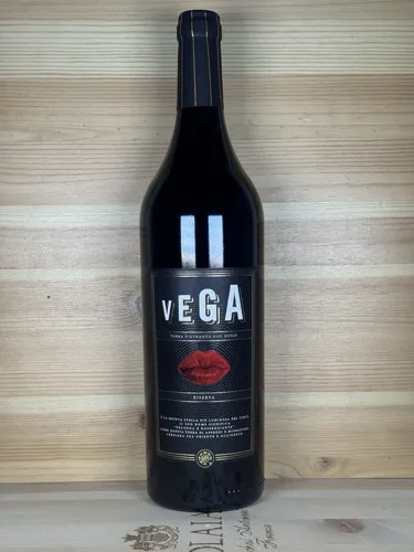 Menhir Salento Vega Primitivo Terra d´Otranto Riserva DOC 2022 ( 1x0,75 Lt. )