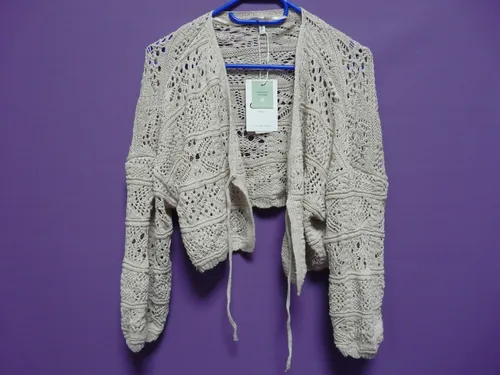 ONLY Onlbeach Life 7/8 O-N Cardigan KNT Noos - Strickjacke mit tief angesetzten Schultern und Muschelsaum, perfekt für einen lässigen Look im Frühling.