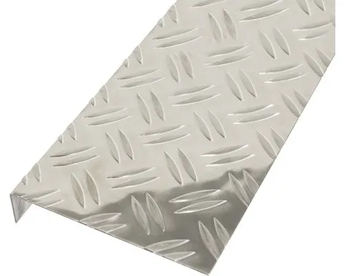 Alberts Strukturblech L-Form Aluminium 135 x 30 mm, 2000 mm mit Riffel-Prägung - Badewannenarmaturen: Hochwertiges, gekantetes Aluminium mit rutschfester Riffel-Prägung für sicheren Halt und vielseitige Einsatzmöglichkeiten.