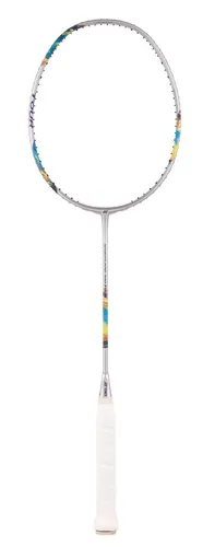 Yonex Badmintonschläger Nanoflare 700 Tour - Leicht grifflastig, unbesaitet, 4U/G5 - Erleben Sie mit dem Nanoflare 700 Tour eine verbesserte Schwunggeschwindigkeit und hohe Manövrierfähigkeit. Ideal für ambitionierte Spieler, die Power und Präzision suchen.