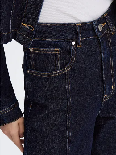 ONLY Female Jeans ONLHOPE - Weite Beine & Hohe Taille - Modische Jeans mit weitem Bein und sehr hoher Taille, ideal für einen trendigen Look. Hergestellt aus 99% Baumwolle für optimalen Tragekomfort.
