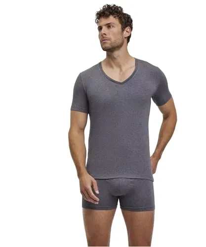 FALKE Herren Unterwäsche Daily Comfort Multipack Deep V Neck T-Shirt 2 Stück, Grau Dark Grey Heather - Dieses atmungsaktive T-Shirt im Doppelpack aus hochwertiger Baumwolle bietet optimalen Tragekomfort im Alltag. Der tiefe V-Ausschnitt sorgt für eine unsichtbare Passform unter Hemden und Polos.