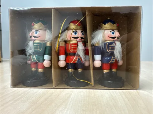 SIGRO Nussknacker Anhänger 3er Set Holz Weihnachten Deko ca. 12 cm