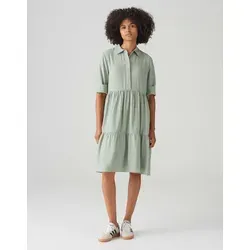 OPUS Kleid in Grün - Größe 44 - Elegantes Kleid mit Kentkragen und verkürzter Knopfleiste, ideal für besondere Anlässe. Der lockere Schnitt und Volants am Saum sorgen für eine feminine Silhouette.