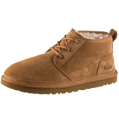 UGG Neumel Stiefel Braun EU 42 für Herren - Wanderschuhe mit weichem Wildleder und Uggpure™ Wollfutter, ideal für drinnen und draußen. Langlebig und stylisch, perfekt für den Streetstyle und Alltag.