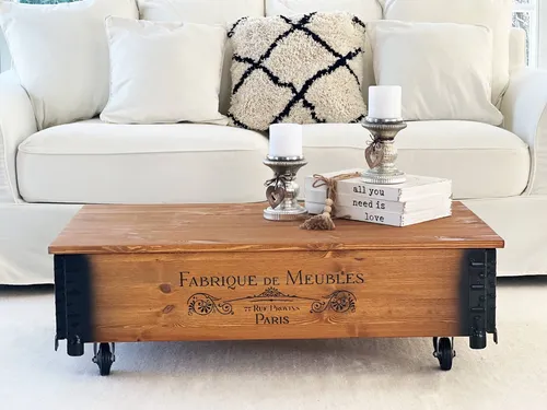 Couchtisch Truhe aus massivem Holz - Vintage Shabby Loft - Tische & Stehtische, stilvoller Couchtisch mit Stauraum und Rollen, perfekt für ein gemütliches Wohnzimmer.