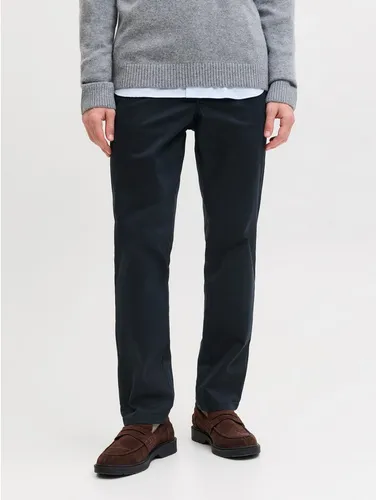 JACK & JONES Chino Hose Regular Fit aus Bio-Baumwolle - Stylische Regular Fit Chino Hose aus hochwertiger Bio-Baumwolle, ideal für den Alltag und bequem durch den Elasthan-Anteil.