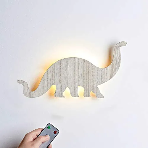 Lights4fun LED Wandleuchte Dinosaurier Diplodocus aus Holz - Verspielte Wandlampe für Kinderzimmer, mit energieeffizienter LED-Technologie, die eine warme Atmosphäre schafft und das Zimmer zum Leben erweckt.