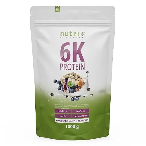 Nutri + Proteinpulver Blueberry Muffin 1 kg - Hochwertiger Eiweißmix für Sportler - Erleben Sie den köstlichen Blaubeermuffin-Geschmack! Dieses Eiweißpulver mit über 80% Proteinanteil unterstützt die Muskelentwicklung und ist ideal für eine bewusste Ernährung. Hochwertige Zutaten ohne künstliche Zusätze.