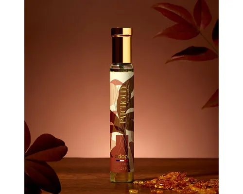 adopt PATCHOULY Eau de Parfum, 30ml – Eleganter Damenduft - Entdecken Sie das adopt PATCHOULY Eau de Parfum, das mit seinem charaktervollen Patschuli-Duft und warmen Amber-Noten für ein luxuriöses Dufterlebnis sorgt. Ideal für jeden Anlass.
