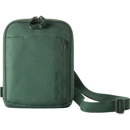 Stash RFID Crossbody Bag - Umhängetasche in grass green - Praktische Gürteltasche mit RFID Blocker-Technologie, schützt Ihre Daten vor Diebstahl und bietet viel Platz für Reisepass und Kreditkarten.