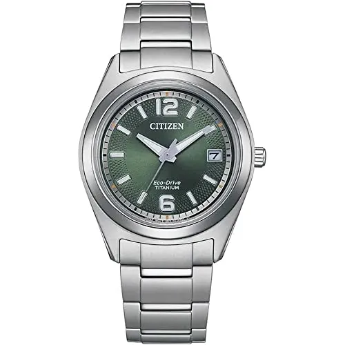 CITIZEN Damen Analog Quarz Uhr FE6151-82X - Armbanduhren für Damen mit kratzfestem Super Titanium Armband und Eco-Drive Antrieb – kein Batteriewechsel mehr nötig!