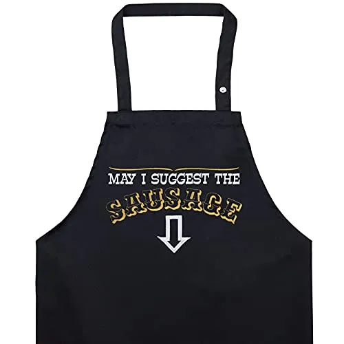 EXPRESS-STICKEREI BBQ Grillschürze - Lustige Kochschürze für Grillfans - Verstellbare Latzschürze für Männer/Frauen - Küchenschürze mit Spruch May I suggest the sausage