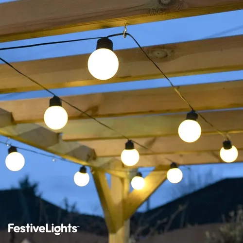 4.5m Akkuleistung Mattiert Girlande Warm Weiß LED Außen Saiten Timer Lichter