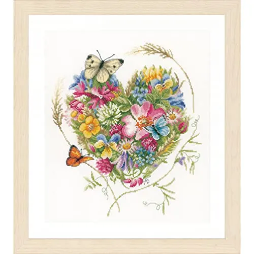 Lanarte PN-0169960 Ein Herz aus Blumen Kreuzstichpackung - Kreuzstichpackung mit Blumenmotiv von Marjolein Bastin, ideal für kreative Erwachsene ab 18 Jahren. Größe: 31x35cm, aus 100% Baumwolle, perfekt für ein liebevolles DIY-Projekt.
