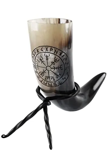 Battle-Merchant | Hochwertiges Wikinger Trinkhorn mit Ständer und Vegvísir Motiv | Rinderhorn graviert im Set mit Hornständer | Mittelalterliches Met-Horn bis zu 300ml