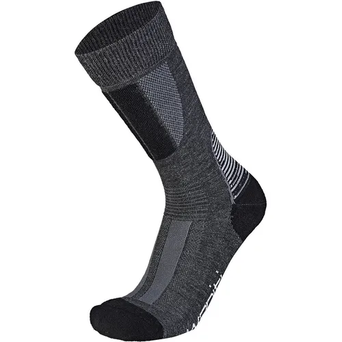 WAPITI Socken S09 Trek Merino Seide - Hochwertige Trekking- und Outdoorsocken mit Merinowolle und isolierender Seide, ideal für Komfort und Schutz bei langen Einsätzen. Hergestellt in der EU mit fairen Materialien.