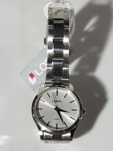 LORUS Quarzuhr RRX77HX9 - Elegante Damenuhr mit Edelstahlarmband - Armbanduhr für Damen, stilvolles Design mit silberfarbenem Edelstahlarmband, wasserdicht bis 5 bar und zuverlässigem Quarz-Antrieb.