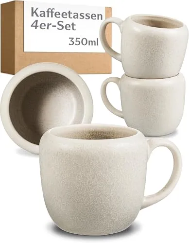 Cosumy 4er Kaffeetassen Set Weiß – 350 ml Keramiktassen für Kaffeegenuss - Elegantes Kaffeetassen-Set aus dickwandigem Steingut, ideal für den täglichen Gebrauch. Jede Tasse ist ein Unikat mit handglasiertem Design und hält die Wärme länger. Mikrowellen- und spülmaschinenfest – perfekt für Zuhause oder das Büro.