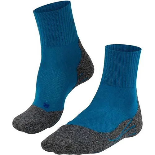 FALKE TK2 Short Cool Herren Socken - Sportsocken mit mittelstarker Polsterung und Lyocell-Faser für hohen Komfort und Kühlung bei warmen Temperaturen, ideal für Wanderungen im leichten Gelände.