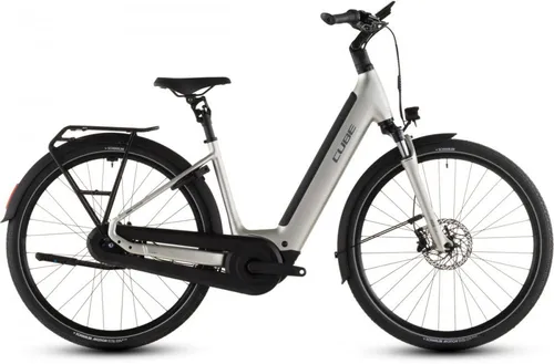 Cube E-Bikes bis 3000 Euro von CUBE